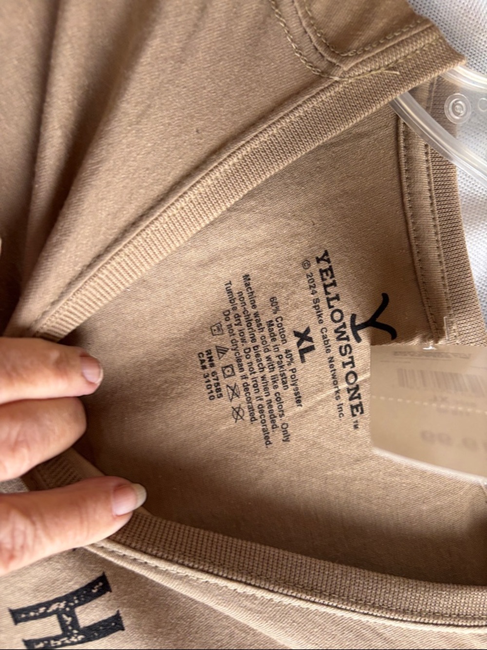 Yellowstone Dutton Ranch Graphic Tee - Tan - Picture 5 of 9